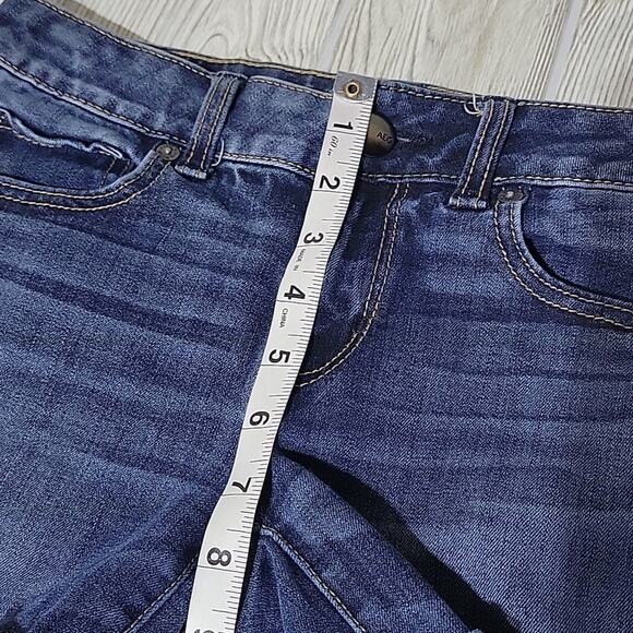 American Eagle Super Stretch Midi Jean Shorts Womens Size 2 - Picture 8 of 10